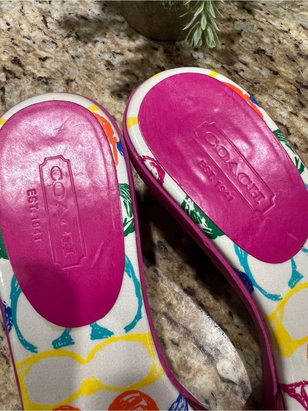 Coach Scribble Signature Pink Jelly Kitten Heel Slide Sandals 10M - Picture 6 of 11
